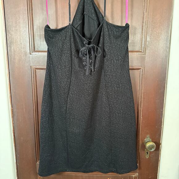 BETSEY JOHNSON | Black tonal Leopard Pointed Halter neck Mini Dress | XXL - Picture 3 of 7
